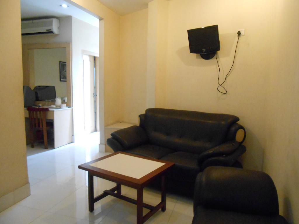 Kings Crown Salt Lake Kolkata Bagian luar foto