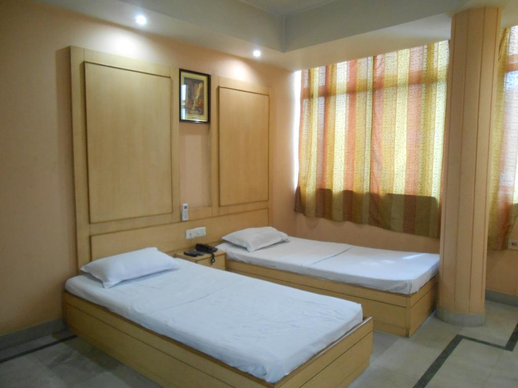 Kings Crown Salt Lake Kolkata Ruang foto